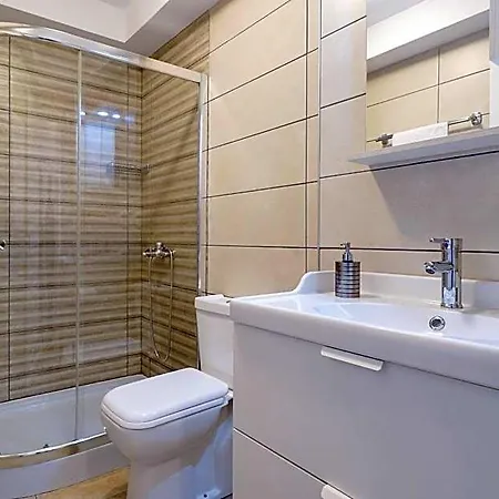Remetzo Hotel *